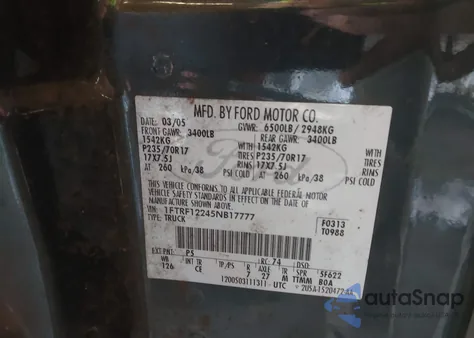 2005 Ford F-150 Stx/Xl/Xlt from USA, damaged, VIN 1FTRF12245NB17777